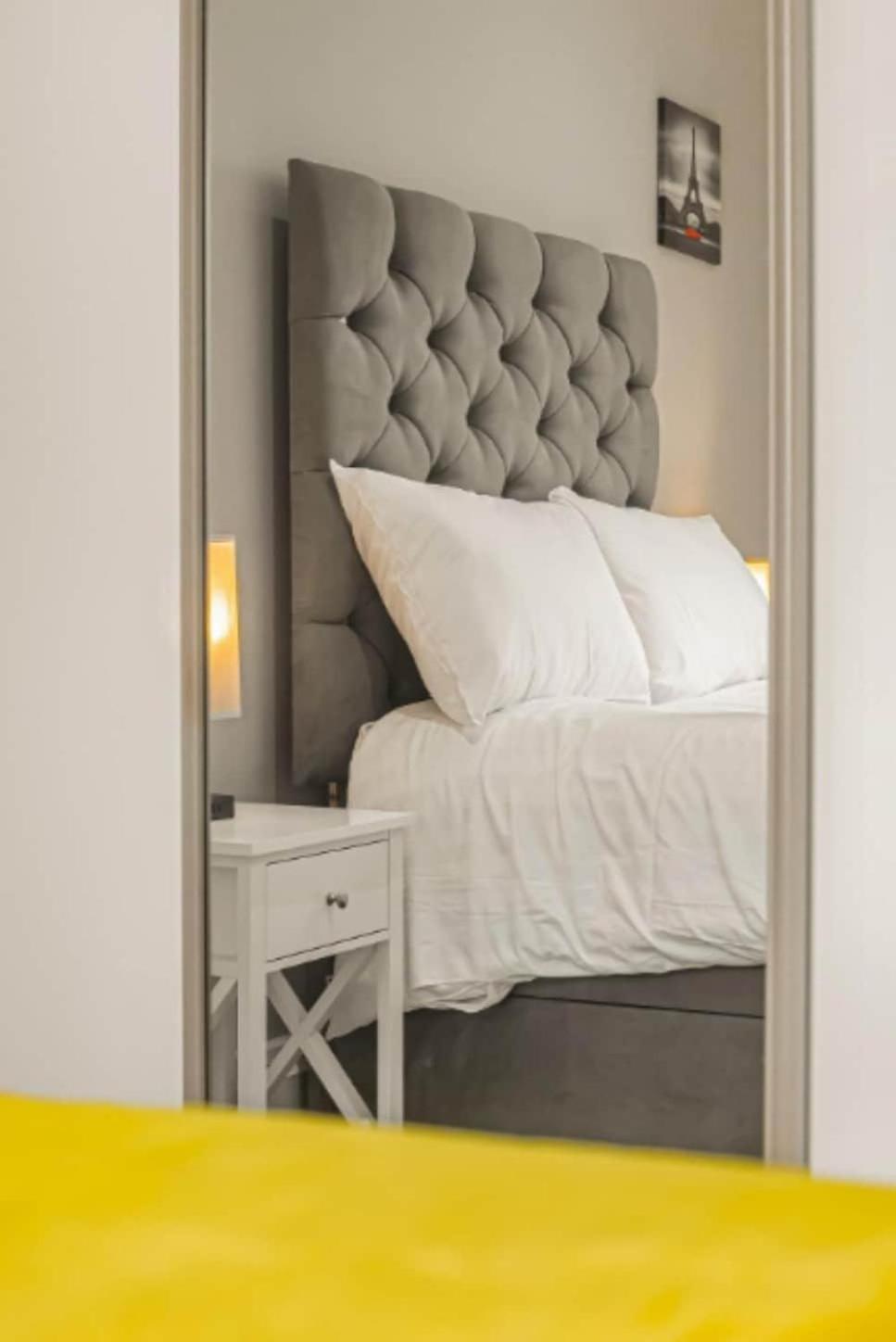 Amazing Marina-Overlooking 1Bed London Ngoại thất bức ảnh