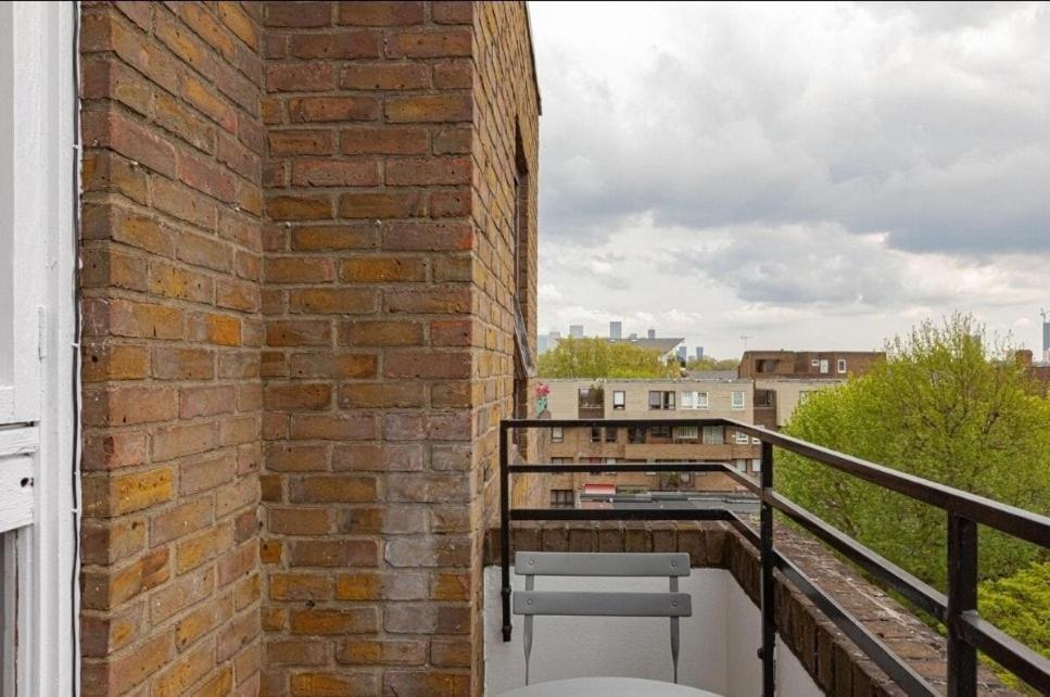 Amazing Marina-Overlooking 1Bed London Ngoại thất bức ảnh